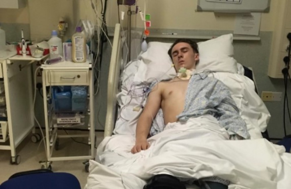 Un adolescent s-a trezit din comă, după 11 luni, fără să știe de pandemia care a paralizat întreaga planetă